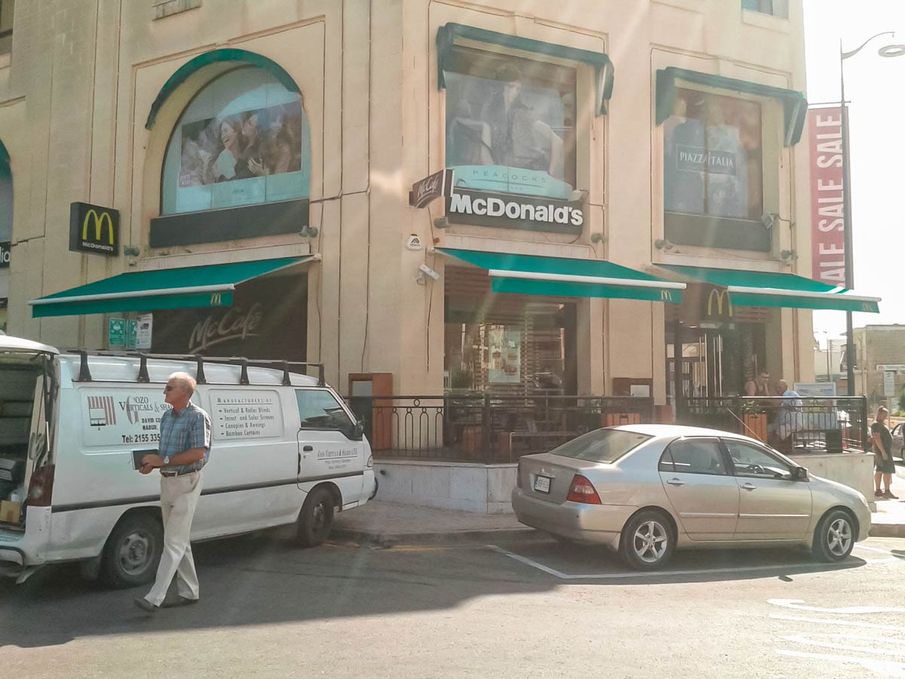 AWNINGS 1