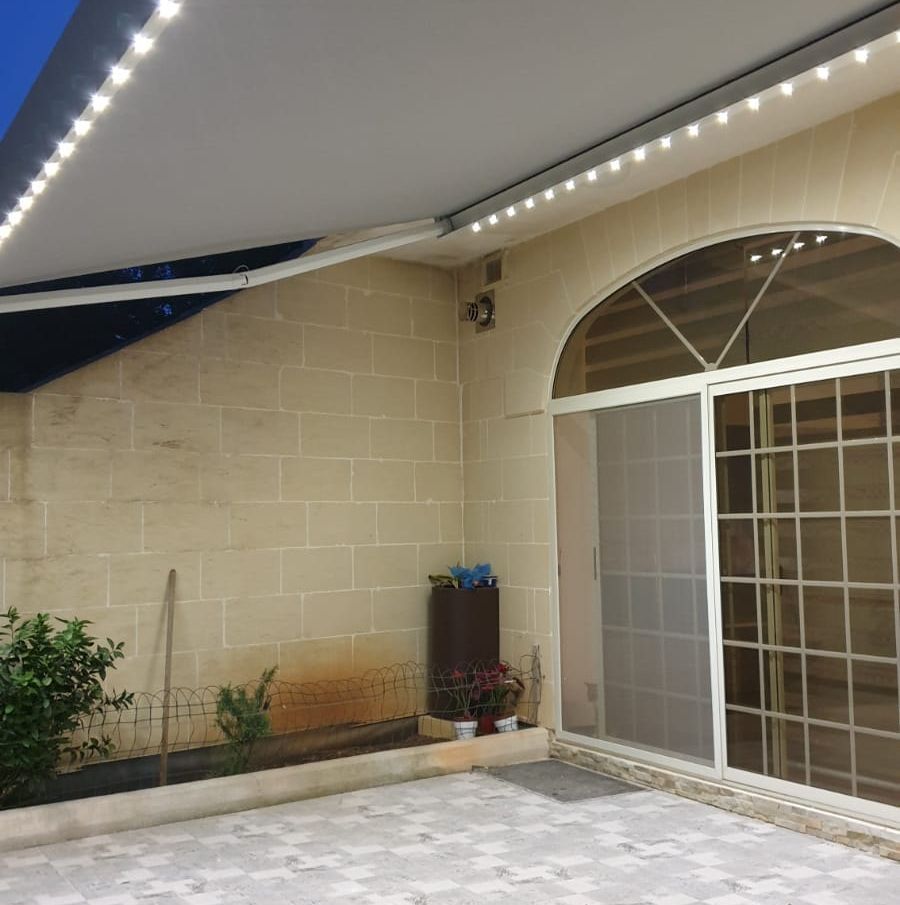 AWNINGS 6